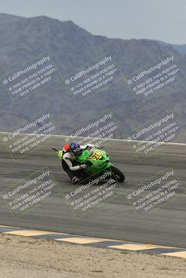 media/Nov-15-2025-Race Pace (Sat) [[8de605a2d8]]/Verified Riders/Bowl (1020am)/